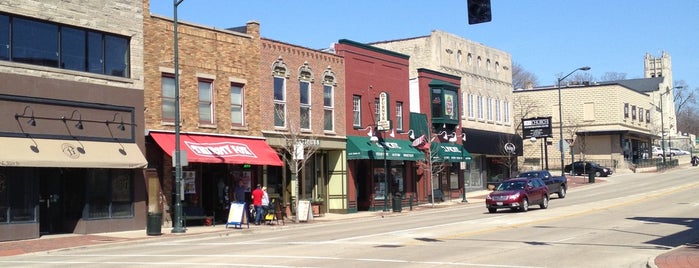 Downtown St. Charles is one of Laura’s Liked Places.