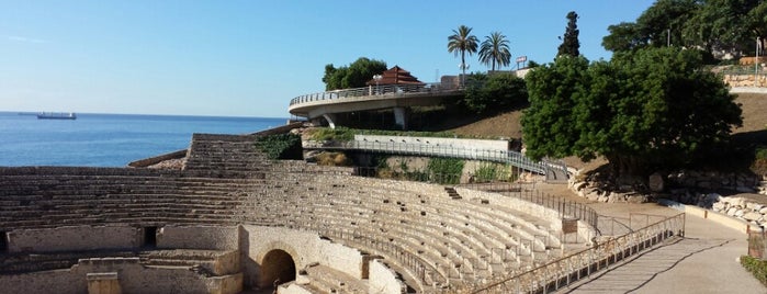 Anfiteatro Romano is one of Tarragona.