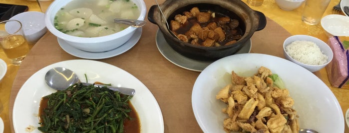 Restaurant Yip Sheng is one of Posti che sono piaciuti a William.