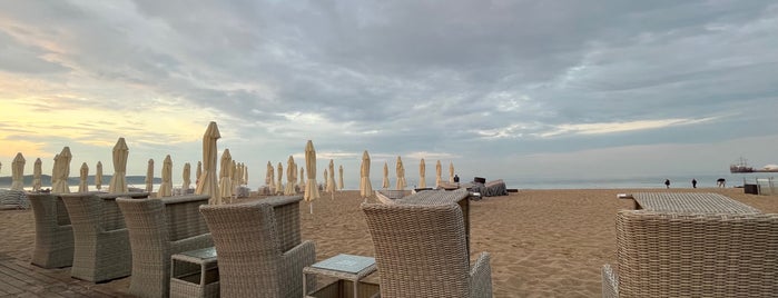 Grand Hotel Beach Bar is one of Sopot.