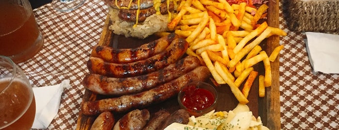 Extrawurst is one of Comidas.