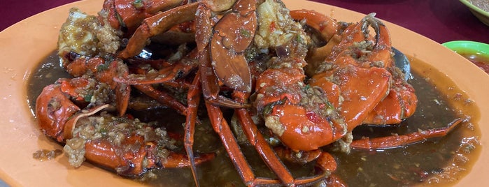Fatty Crab Restaurant 肥佬蟹海鮮樓 is one of Let's go Makan!.