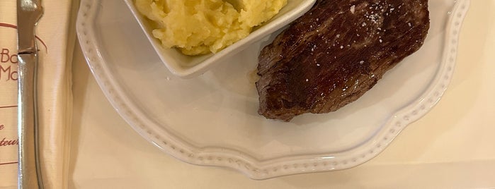 Le Boeuf à la Mode is one of Paris restaurants.