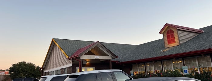 Golden Corral is one of Favorite Eatin Places.