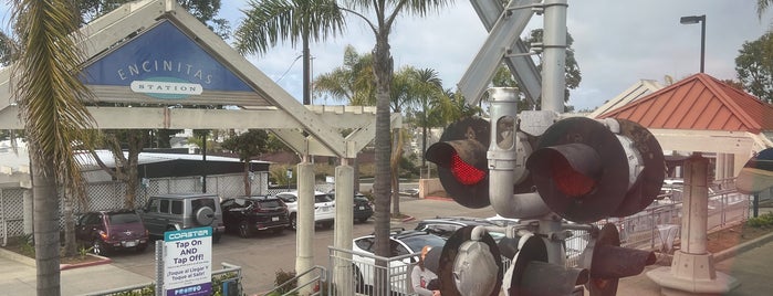 Encinitas Coaster Station is one of COASTER stations.