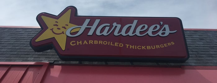 Hardee's is one of Randallynnさんのお気に入りスポット.