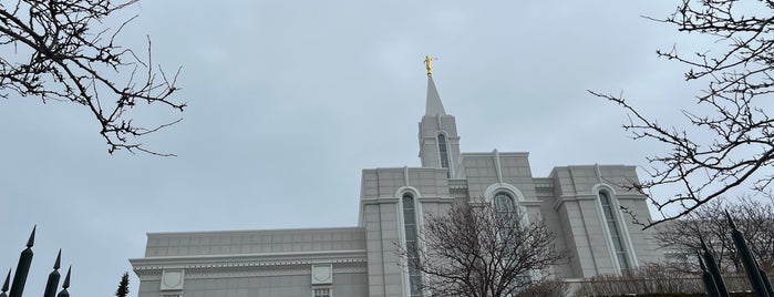 Bountiful Utah Temple is one of Utah LDS (Mormon) Temples.