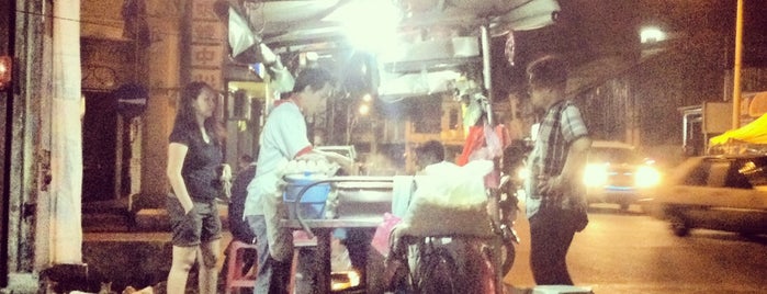 Train Station Char Koay Teow is one of All-time favorites in Malaysia.