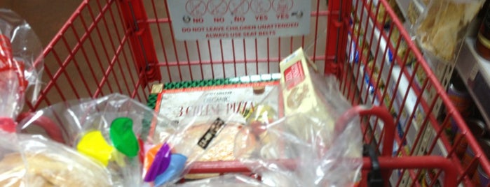 Trader Joe's is one of Eveさんのお気に入りスポット.