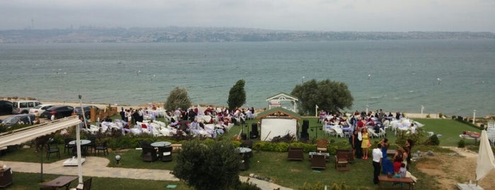 Batı Panorama Düğün Salonu is one of Naciye'nin Beğendiği Mekanlar.