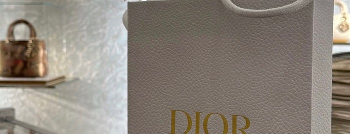 DIOR is one of 🇰🇼.