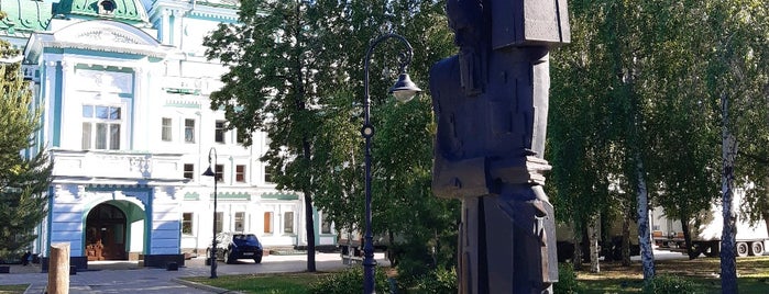 Памятник Ф.М. Достоевскому «Крест несущий» is one of Омск.