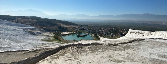 Hierapolis Guney Kapisi is one of Pamukkale Gezisi.