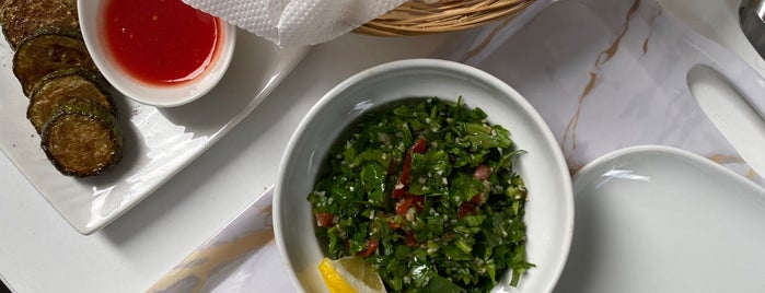 Falafel Restoran is one of مطاعم سراييفو المدينه القديمه.