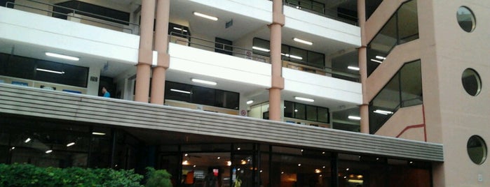 Universidad Latinoamericana de Ciencia y Tecnología (ULACIT) is one of สถานที่ที่ Ruth ถูกใจ.