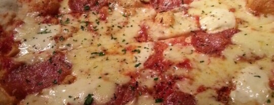 Pizza Marzano is one of Andreasさんのお気に入りスポット.