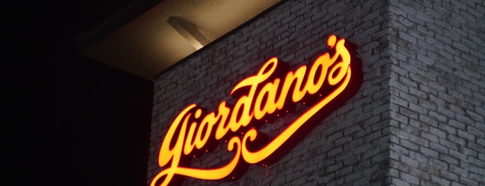 Giordano’s is one of สถานที่ที่บันทึกไว้ของ Mike.