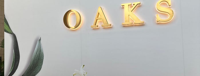 Oaks Nails Spa is one of Nail Salon.