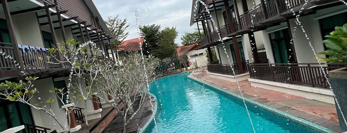 Kinrara Resort is one of Jalan Jalan Cari Resort.