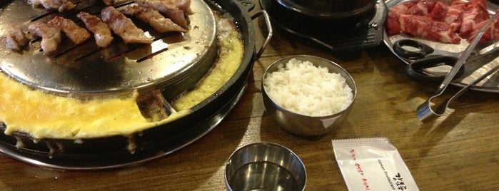 明洞烤肉 is one of Korea food.