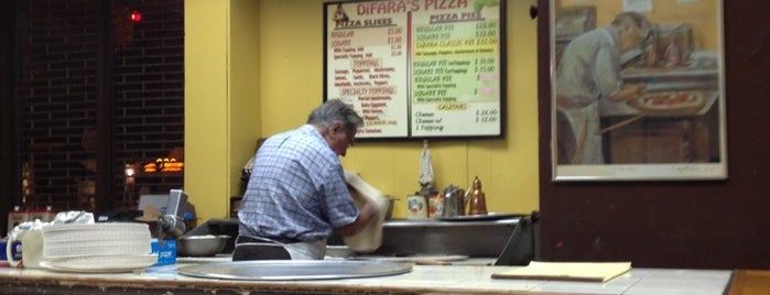 Di Fara Pizza is one of Chris' NYC To-Dine List.