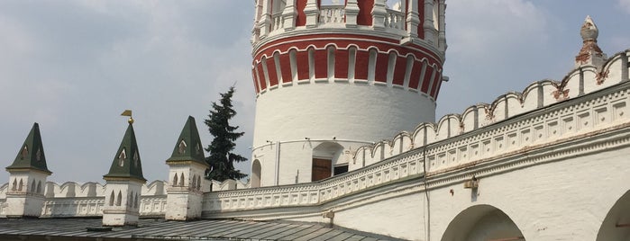 Novodevichy Convent is one of Музейные пространства Москвы.