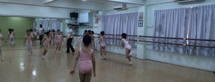 Posé Dance Academy is one of b.