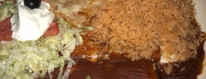 Manuel's Mexican Restaurant is one of Orte, die Drew gefallen.