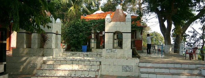 Adinath Temple is one of Dr.Gökhan : понравившиеся места.