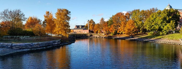 Suomenlinna / Sveaborg is one of Finlandia.