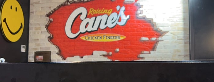 Raising Cane's is one of Locais curtidos por ­⠀Rahaf.