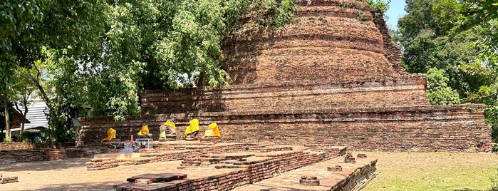 Wat Khun Saen is one of อยุธยา สุพรรณบุรี.