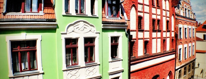 Pod Czarna Roza Hotel is one of Toruń za pół ceny kwiecień 2014.
