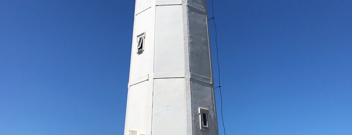 Farol de Santa Luzia is one of Adoro!.