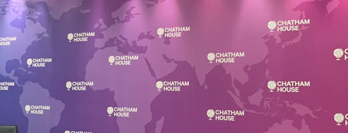 Chatham House is one of Locais curtidos por Mike.