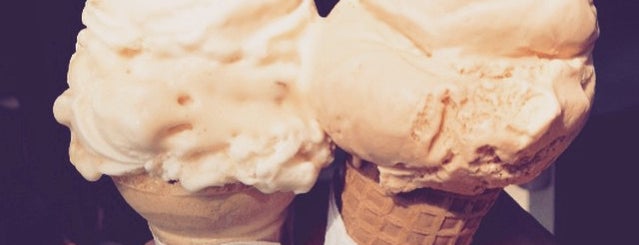 Sundaes and Cones is one of Jessica 님이 좋아한 장소.