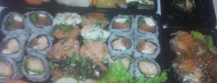 Japonês Sushi is one of สถานที่ที่บันทึกไว้ของ Manuela.