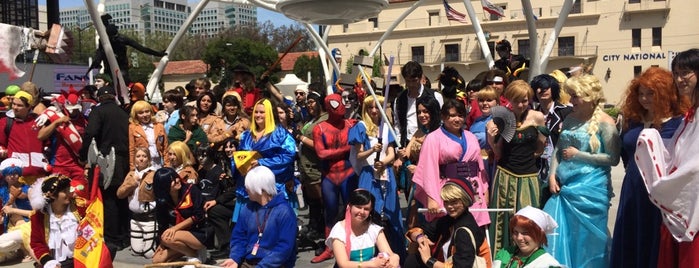 FanimeCon 2014 is one of FAVES.