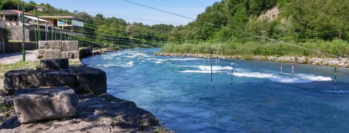 Soča river is one of Lugares favoritos de Sveta.