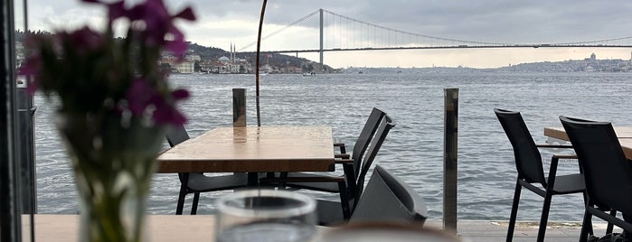 İnci Bosphorus is one of Gespeicherte Orte von çiğdem.