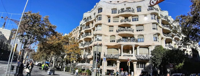 La Pedrera Gift Shop is one of Ernestoさんのお気に入りスポット.