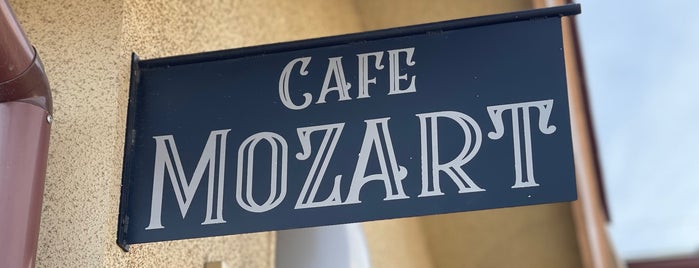 Cafe Mozart is one of JPN00/7-V(7).