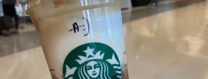 Starbucks is one of ÿt'ın Beğendiği Mekanlar.