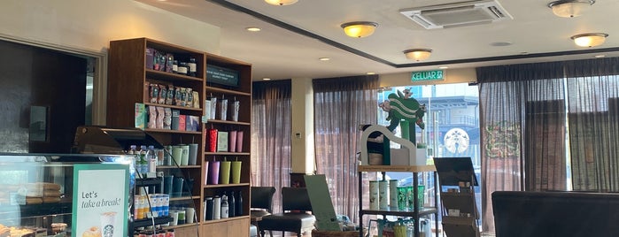 Starbucks is one of Cafés in TTDI.