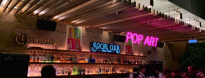 Social Club @ Hotel Des Arts is one of Lugares favoritos de Evina.