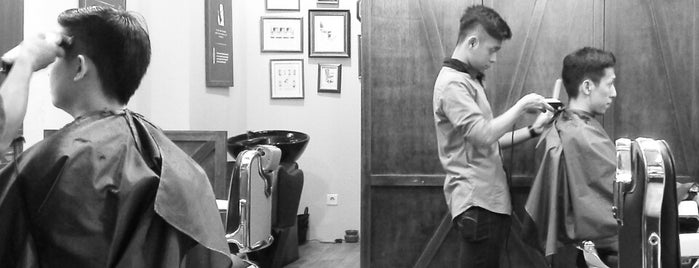 Shortcut Barbershop is one of Locais curtidos por James.
