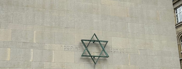 Mémorial de la Shoah is one of Paris, France.