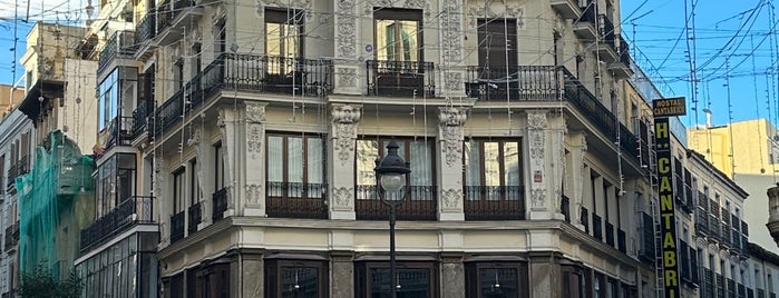 Plaza de Canalejas is one of Favorite Aire libre y recreación.