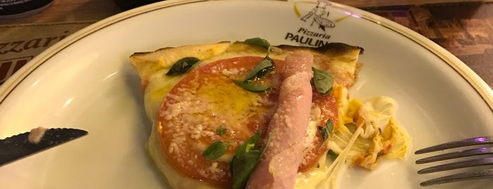 Pizzaria Paulino is one of Emilyさんのお気に入りスポット.