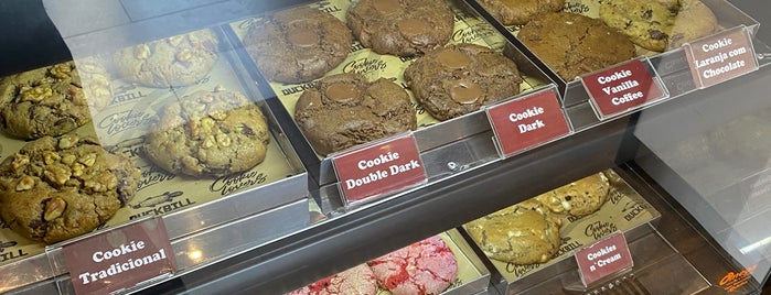 Duckbill Cookies & Coffee Lapa is one of สถานที่ที่ Alexandre ถูกใจ.